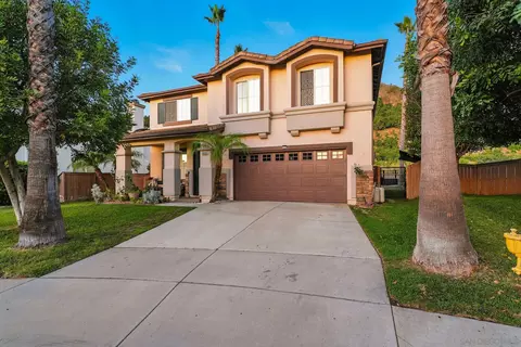 Exterior - 5058 Lake Circle Rd, Fallbrook, CA 92028 photo 7 of 10