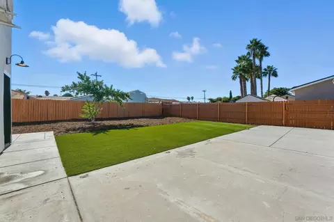 646 Parkbrook St, Spring Valley, CA 91977 photo 40