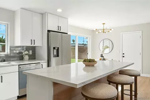 646 Parkbrook St, Spring Valley, CA 91977 photo 7