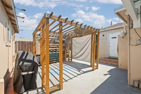 7572 Sturgess Ave, La Mesa, CA 91941 photo 34