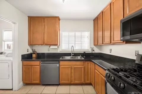 7572 Sturgess Ave, La Mesa, CA 91941 photo 18