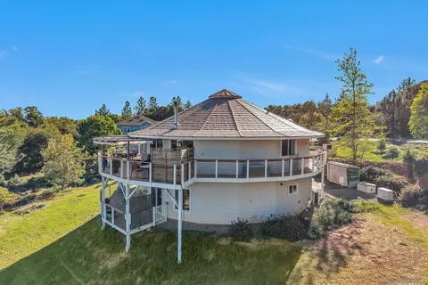 Exterior - 4667 Luneta View Rd, Julian, CA 92036 photo 14 of 17