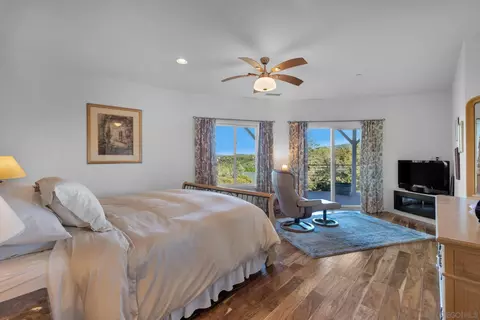 Bedroom - 4667 Luneta View Rd, Julian, CA 92036 photo 1 of 7