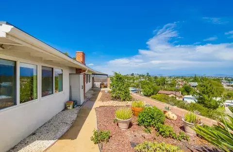 8185 Chaz Pl, La Mesa, CA 91942 photo 22