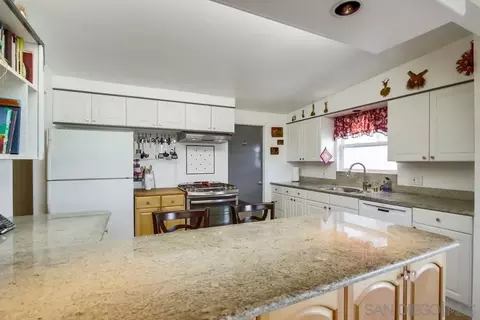 8185 Chaz Pl, La Mesa, CA 91942 photo 35