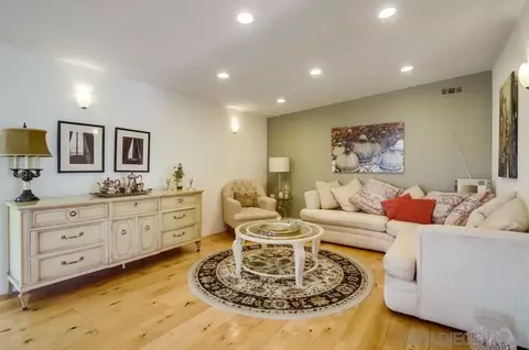 8185 Chaz Pl, La Mesa, CA 91942 photo 3