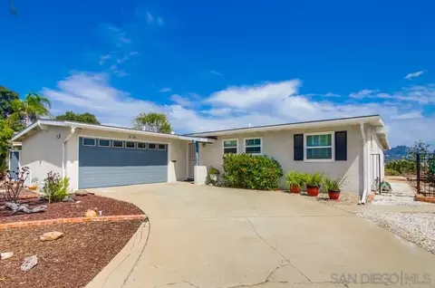 8185 Chaz Pl, La Mesa, CA 91942 photo 2