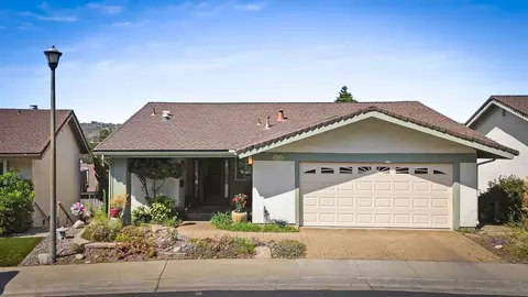 4516 Caminito Pedernal, San Diego, CA 92117