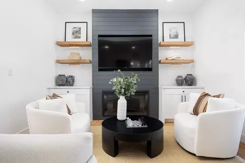 Living - 1448 Forest Ave, Carlsbad, CA 92008 photo 1 of 2