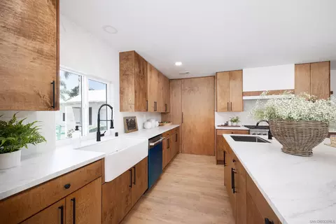 Kitchen - 1448 Forest Ave, Carlsbad, CA 92008 photo 2 of 7