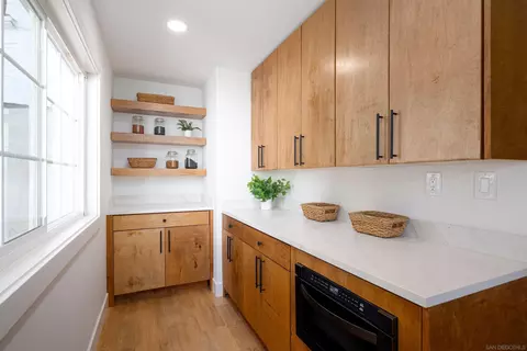 Kitchen - 1448 Forest Ave, Carlsbad, CA 92008 photo 4 of 7
