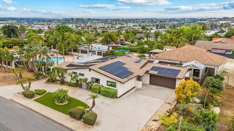 1740 Bonair Rd, Vista, CA 92084