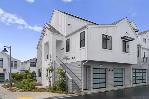 1400 Anacona Pl #201, Encinitas, CA 92024