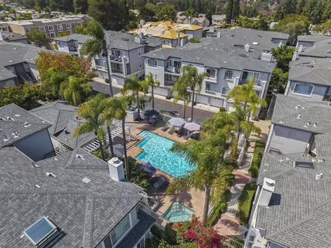 View/Area - 8595 Via Mallorca #D, La Jolla, CA 92037 photo 1 of 2