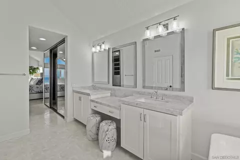 Bath - 55 Spinnaker Way, Coronado, CA 92118 photo 1 of 4
