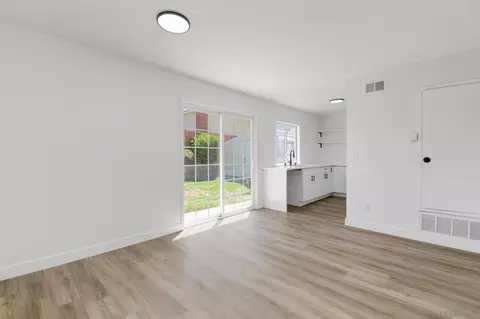 Living - 531 Bluffview Rd, Spring Valley, CA 91977 photo 10 of 10