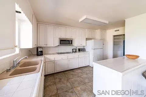 Kitchen - 1716 Watson Way, Vista, CA 92083 photo 1 of 3