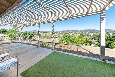 Exterior - 1716 Watson Way, Vista, CA 92083 photo 5 of 9