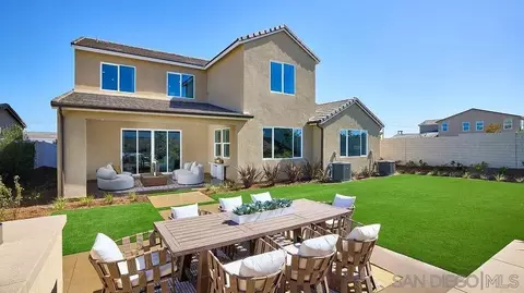 5554 Alethea Way, Oceanside, CA 92057 photo 2