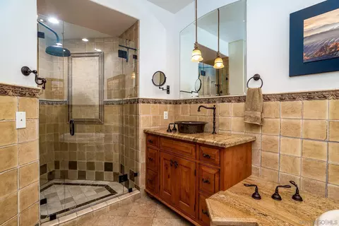 Bath - 120 C Ave #208, Coronado, CA 92118 photo 2 of 2