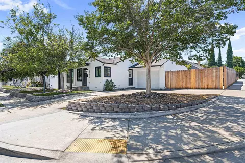Exterior - 4796 Harbinson Ave, La Mesa, CA 91942 photo 4 of 12
