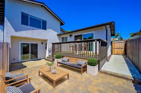 Exterior - 615 S Clementine St, Oceanside, CA 92054 photo 2 of 18