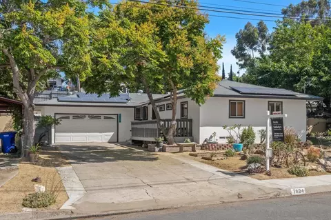 7824 Deborah Pl, Lemon Grove, CA 91945