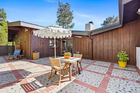 Exterior - 144 Ocean View Ave, Del Mar, CA 92014 photo 20 of 40
