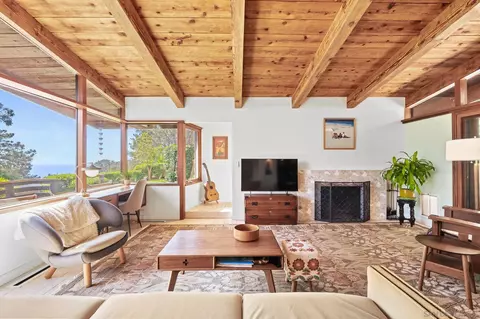 Living - 144 Ocean View Ave, Del Mar, CA 92014 photo 4 of 6