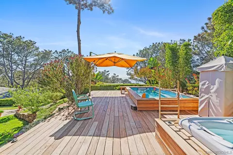 Exterior - 144 Ocean View Ave, Del Mar, CA 92014 photo 30 of 40