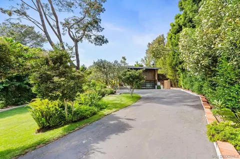 Exterior - 144 Ocean View Ave, Del Mar, CA 92014 photo 9 of 40