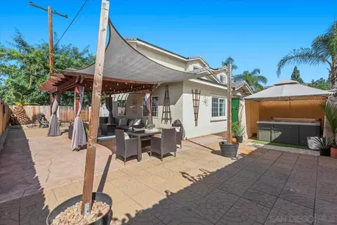 Exterior - 901 Stoneys Ln, El Cajon, CA 92021 photo 7 of 12
