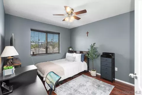 Bedroom - 901 Stoneys Ln, El Cajon, CA 92021 photo 4 of 5