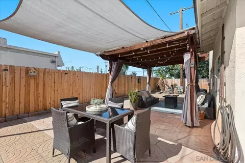 Exterior - 901 Stoneys Ln, El Cajon, CA 92021 photo 8 of 12