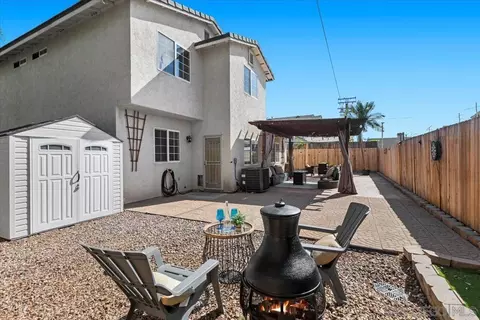 Exterior - 901 Stoneys Ln, El Cajon, CA 92021 photo 4 of 12
