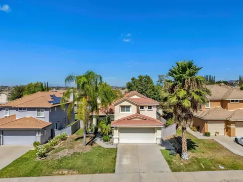 View/Area - 33262 Calle Langarica, Temecula, CA 92592 photo 1 of 6