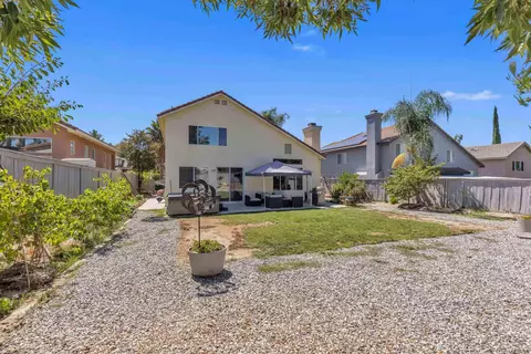 Exterior - 33262 Calle Langarica, Temecula, CA 92592 photo 10 of 13