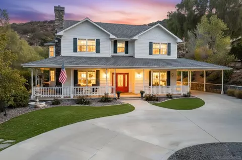 2060 Forester Creek Rd, El Cajon, CA 92021