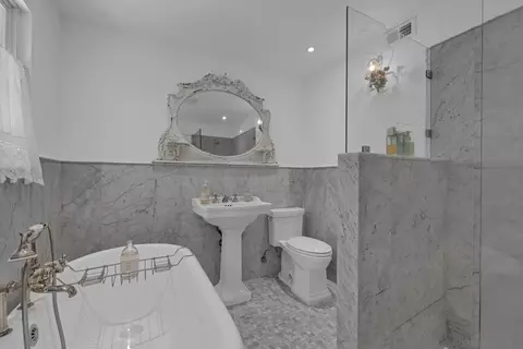 Bath - 4756 Glenside Rd, Santa Ysabel, CA 92070 photo 2 of 3