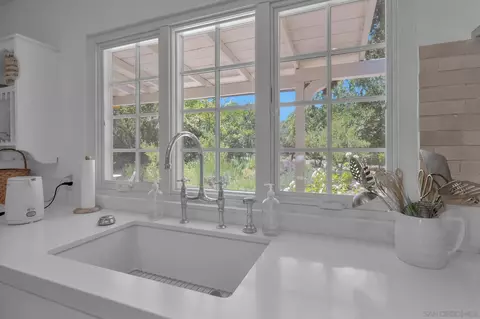 Kitchen - 4756 Glenside Rd, Santa Ysabel, CA 92070 photo 3 of 7