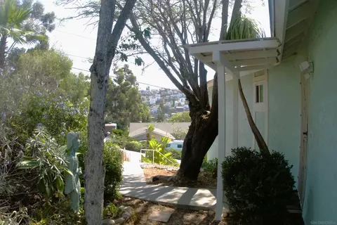 Exterior - 1130 Buena Vista Ave, Spring Valley, CA 91977 photo 4 of 11
