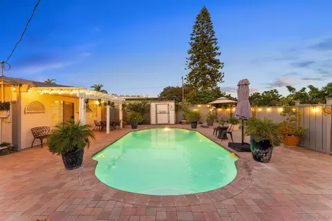 Exterior - 7195 Macquarie St, La Mesa, CA 91942 photo 14 of 19