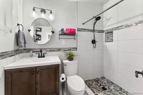 Bath - 7195 Macquarie St, La Mesa, CA 91942 photo 1 of 2