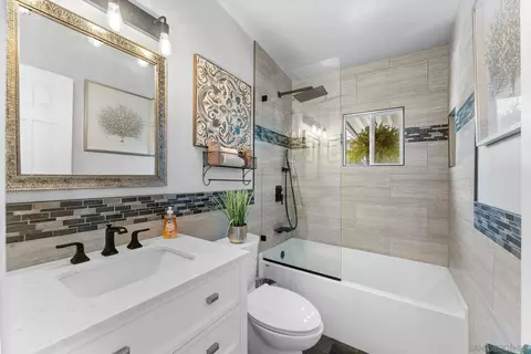 Bath - 7195 Macquarie St, La Mesa, CA 91942 photo 2 of 2