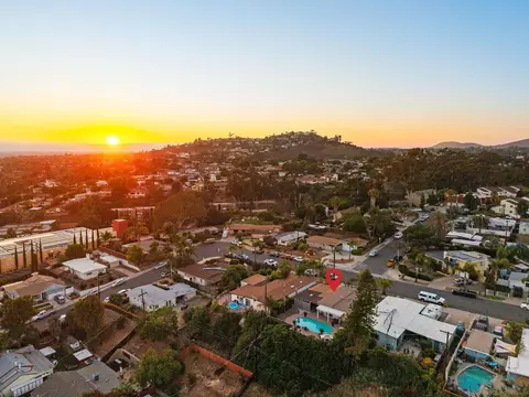 View/Area - 7195 Macquarie St, La Mesa, CA 91942 photo 2 of 6