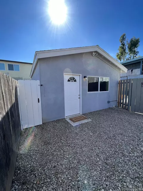 Exterior - 1223 Division St, Oceanside, CA 92054 photo 4 of 5
