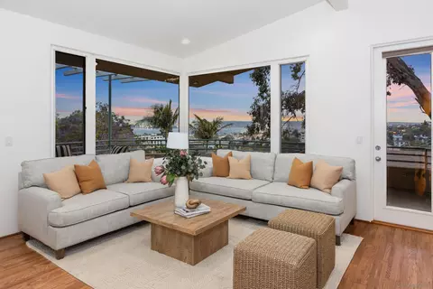 405 W Nutmeg St, San Diego, CA 92103