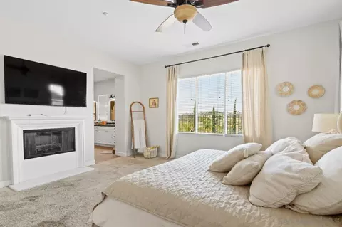 Bedroom - 4425 Highland Oaks St, Fallbrook, CA 92028 photo 2 of 5