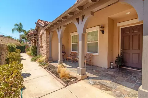 Exterior - 4425 Highland Oaks St, Fallbrook, CA 92028 photo 1 of 12
