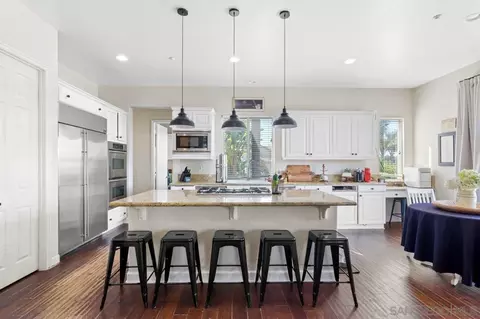 Kitchen - 4425 Highland Oaks St, Fallbrook, CA 92028 photo 1 of 7